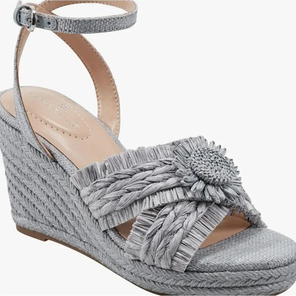 BRAND NEW BANDOLINO WOMEN'S KRISTA WEDGE SANDAL
